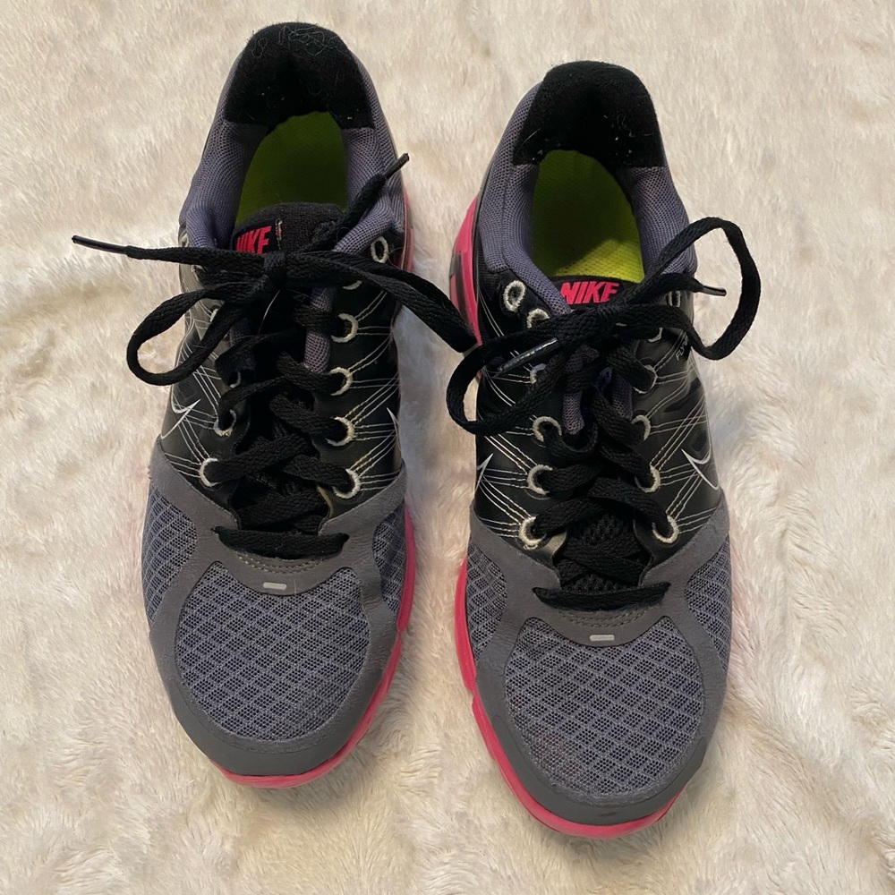 Nike Lunarglide 2 tennis shoes